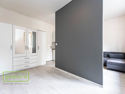 Prodej domu, 225 m² (2 z 22)