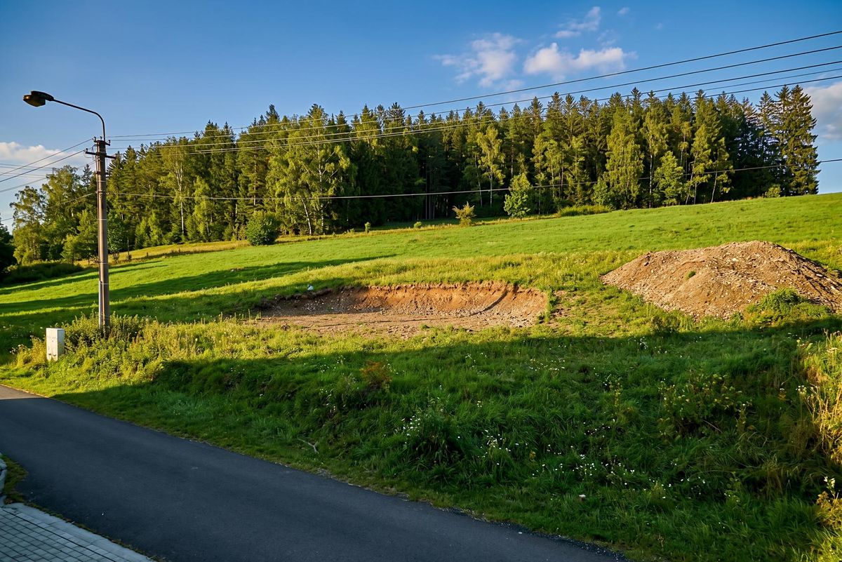 Prodej stavebního pozemku 720 m² – fotografie 2