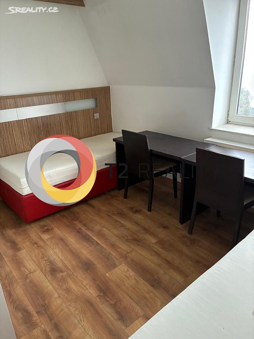 Pronájem bytu 1+kk 24 m² – pohled 4