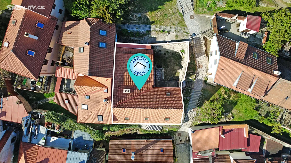 Prodej rodinného domu 250 m², pozemek 170 m² - Widok 2