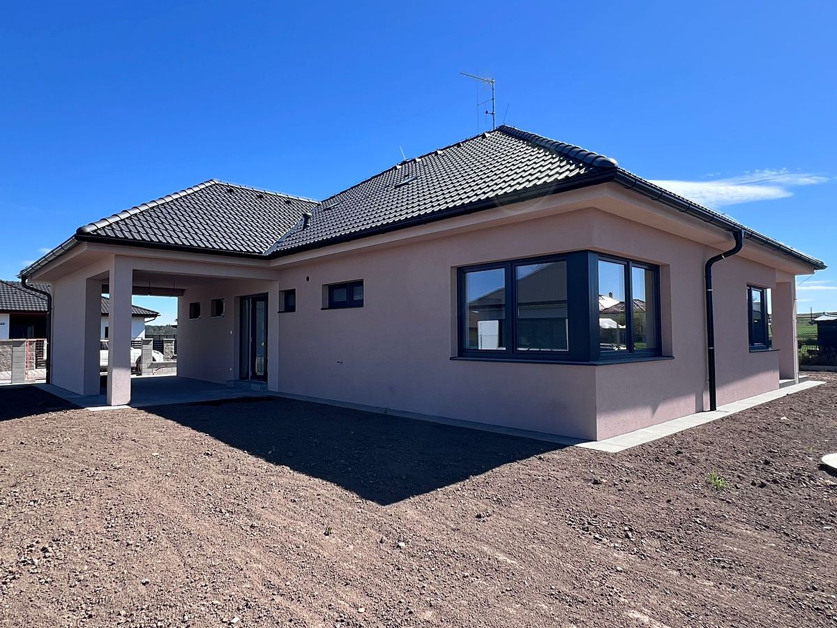 Prodej rodinného domu 120 m², pozemek 1051 m² – fotografie 4
