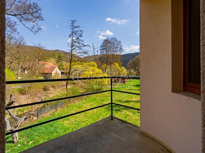 Prodej  rodinného domu 182 m², pozemek 3 785 m²