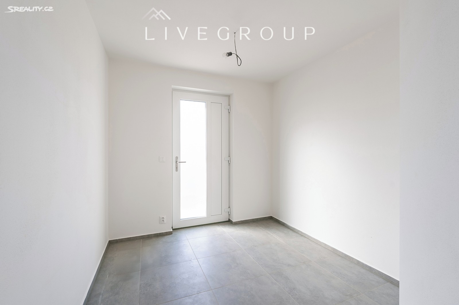 Prodej  rodinného domu 141 m², pozemek 985 m² – další