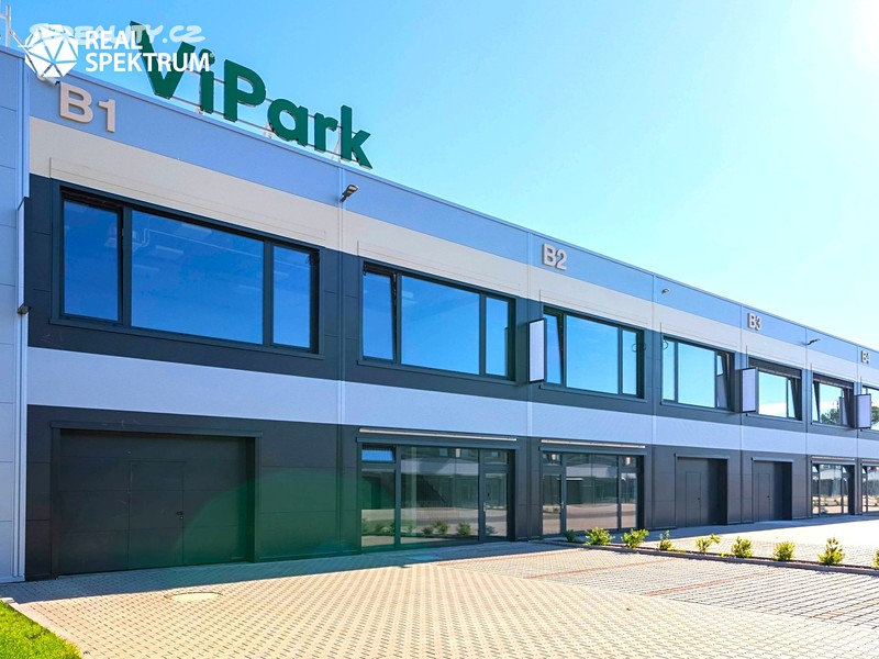 Pronájem obchodního prostoru 892 m², Brno