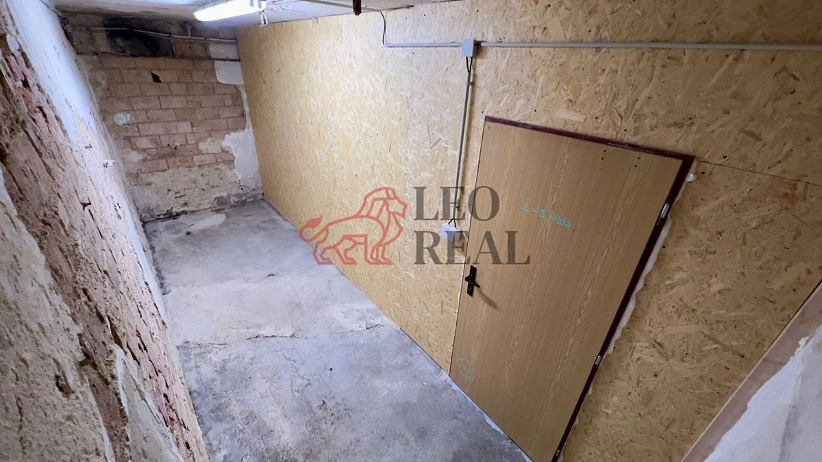 Pronájem skladového prostoru 9 m²