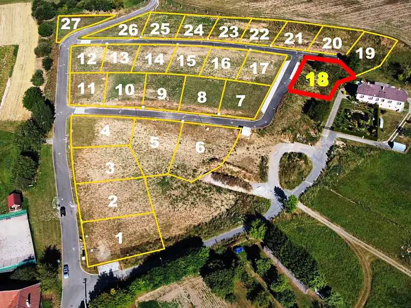 Prodej stavebního pozemku 935 m², Kamenice – náhled fotky 2
