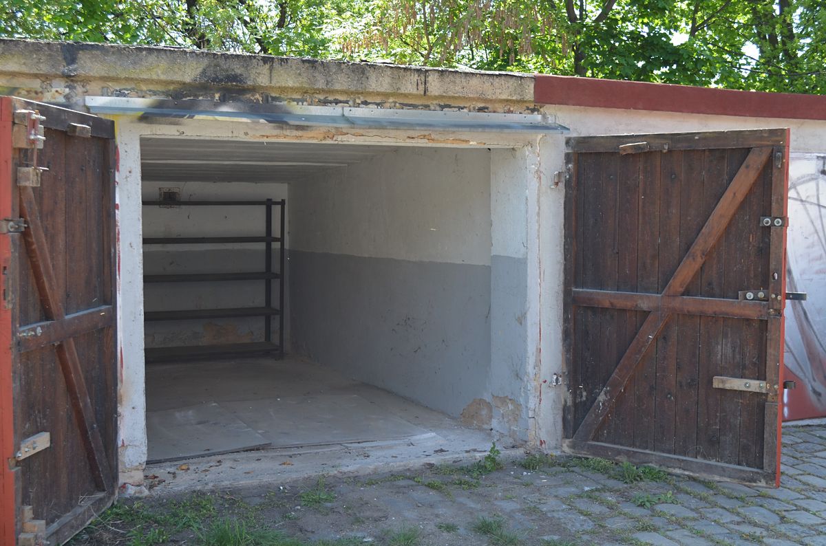 Prodej garáže 14 m² – fotografie 2