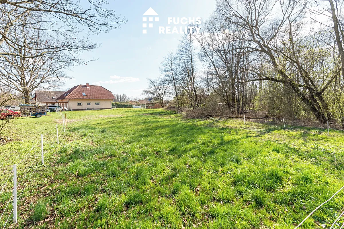 Prodej stavebního pozemku 1091 m²