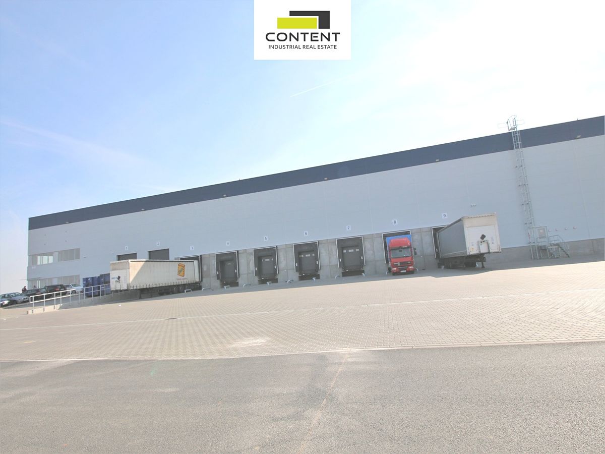 Pronájem skladového prostoru 6689 m²