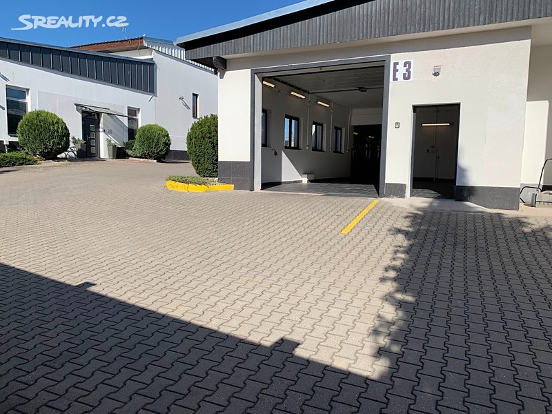 Pronájem skladového prostoru 392 m² – pohled 2