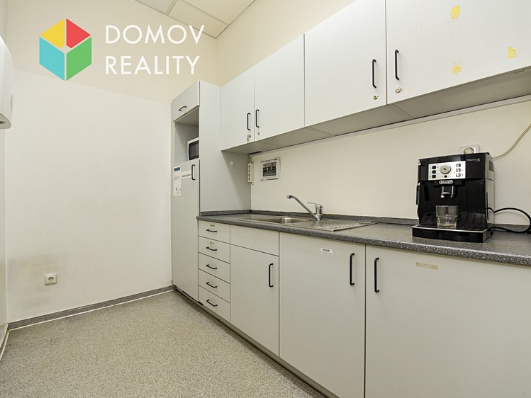 Комерційне приміщення в оренду, 1 050 м² (14 з 21)