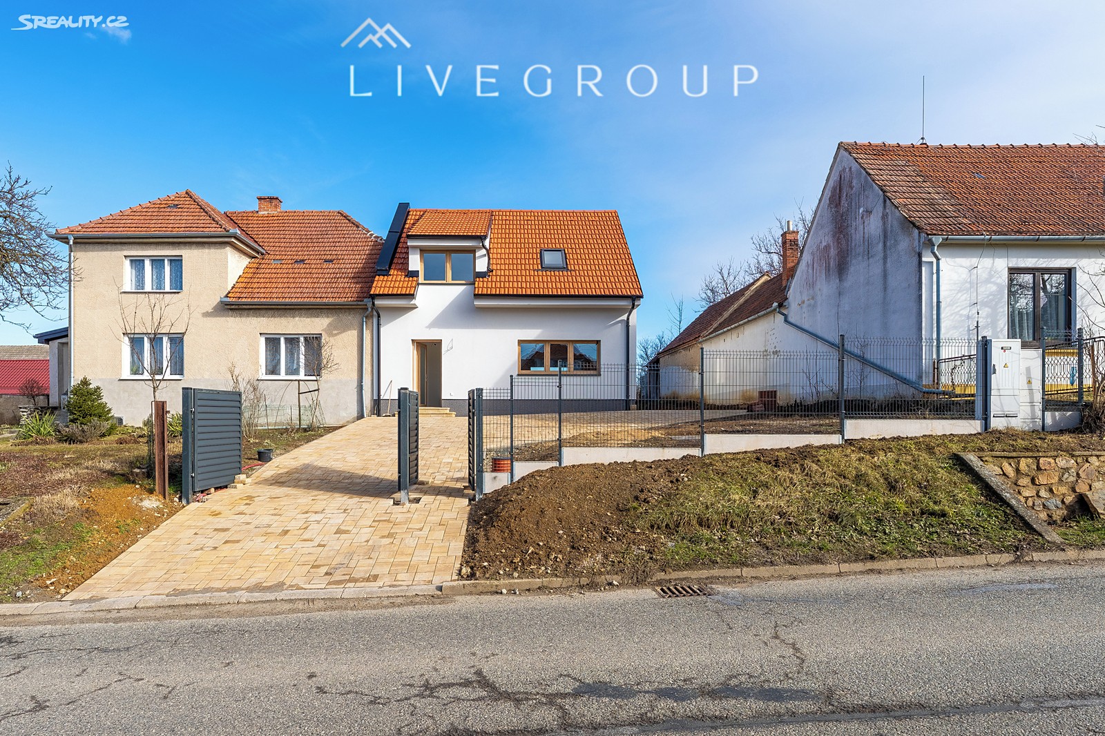 Prodej  rodinného domu 141 m², pozemek 985 m² – pohled 3