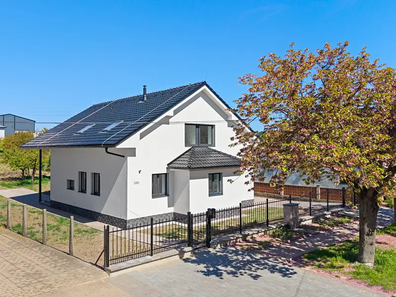 Prodej rodinného domu 200 m², pozemek 1595 m², Bořetice – náhled fotky 2