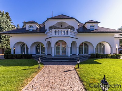 Prodej  rodinného domu 750 m², pozemek 1 417 m²