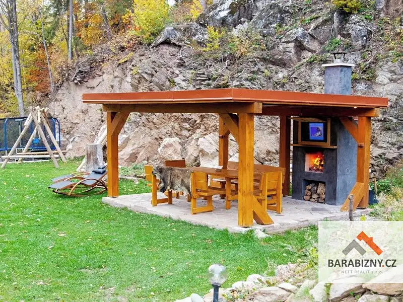 Prodej chaty 160 m², pozemek 1345 m², Benecko – náhled fotky 3