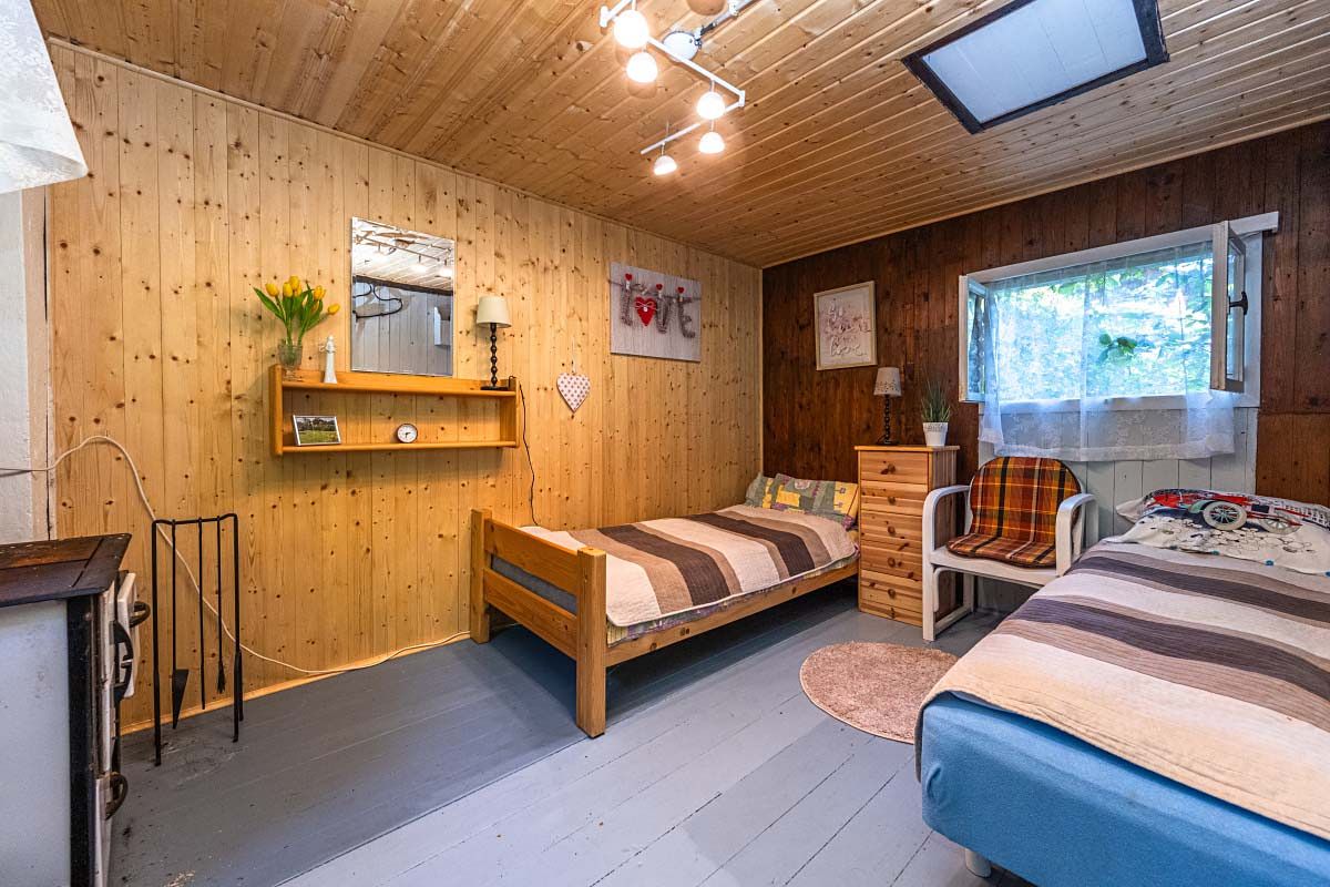 Prodej chaty 28 m², pozemek 223 m² – fotografie 3