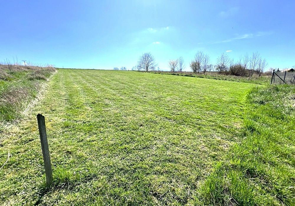 Prodej stavebního pozemku 652 m² – fotografie 3