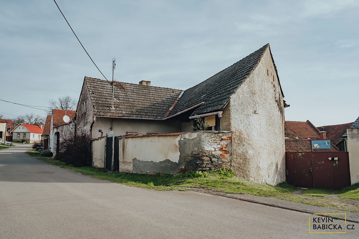 Prodej rodinného domu 75 m², pozemek 147 m² – fotografie 2