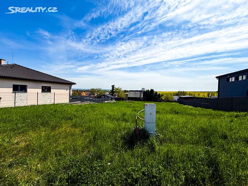 Prodej  stavebního pozemku 802 m² – pohled 5