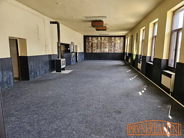 Prodej obchodního prostoru 263 m², Uherský Brod – náhled fotky 2