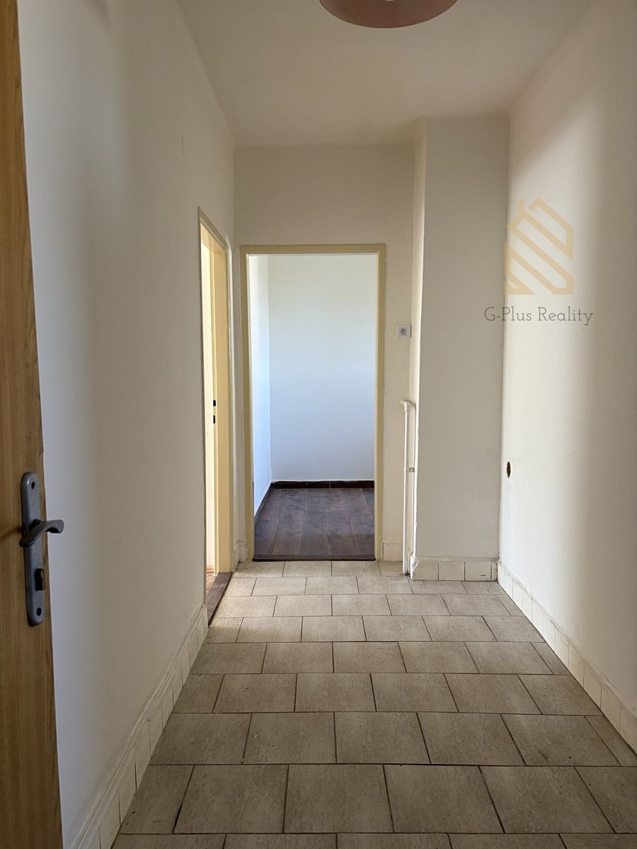 Pronájem bytu 2+1 65 m² – fotografie 3