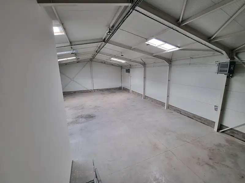 Pronájem skladového prostoru 150 m², Lukavice – náhled fotky 3