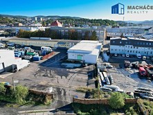 Prodej skladového prostoru 892 m²