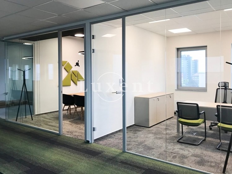 Gewerbefläche zur Miete, 490 m² (1 von 4)