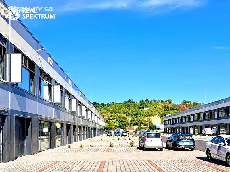 Pronájem výrobní haly, prostoru 892 m² – pohled 4