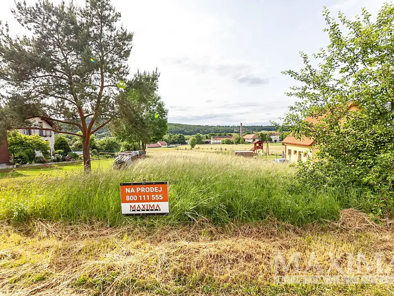 Prodej pozemku 2625 m², Lochovice – náhled fotky 2