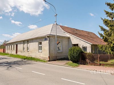 Prodej rodinného domu 366 m², pozemek 1404 m²