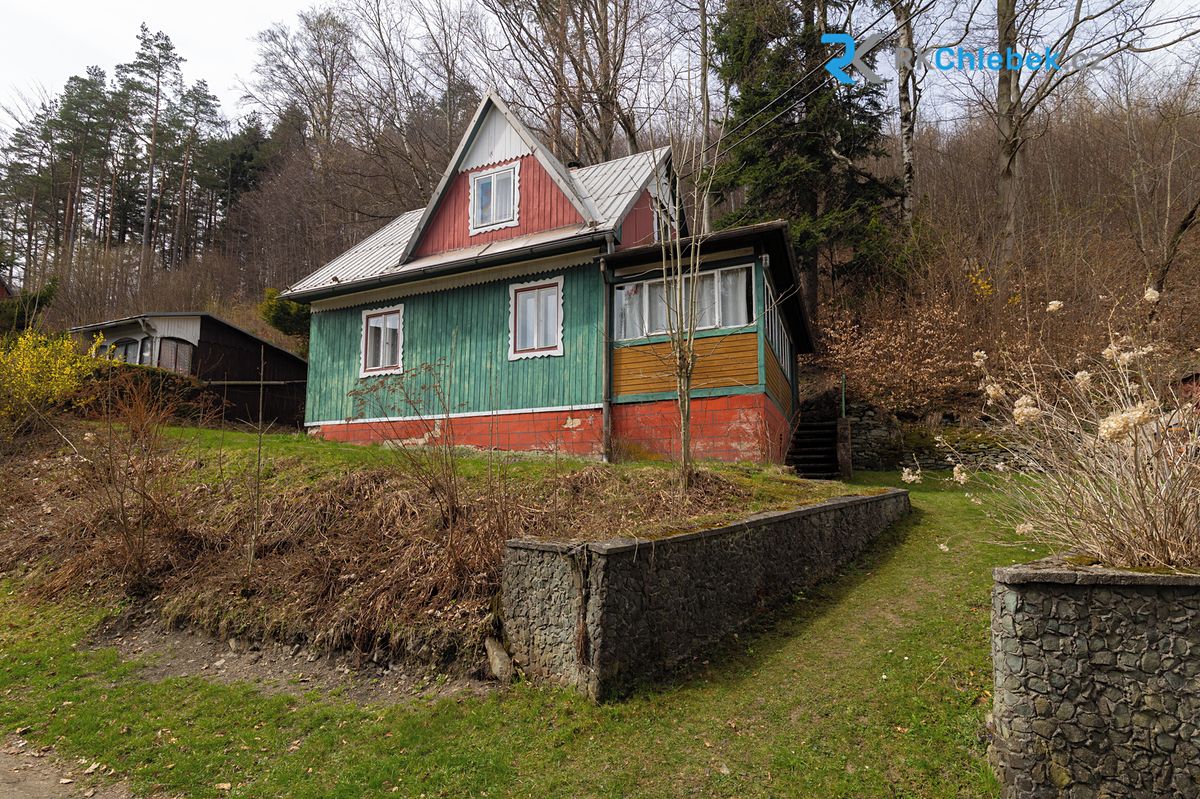 Prodej chaty 66 m², pozemek 160 m²