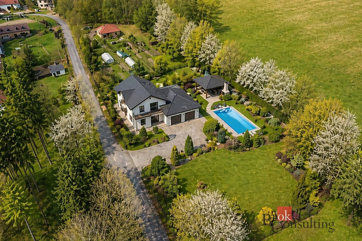 Prodej stavebního pozemku 3662 m² – fotografie 2