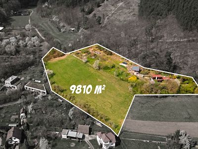 Prodej stavebního pozemku 9810 m²