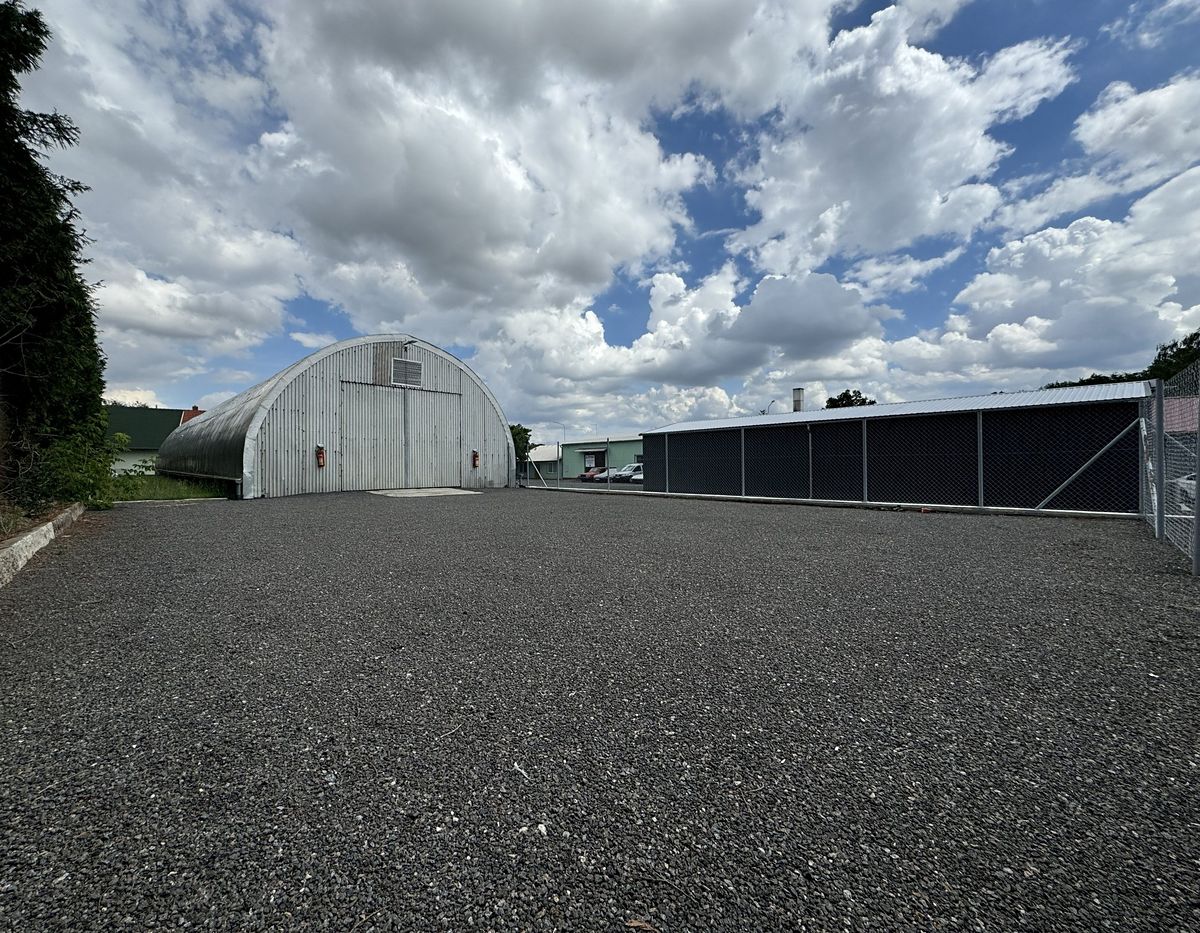 Pronájem komerčního pozemku 350 m² – fotografie 5