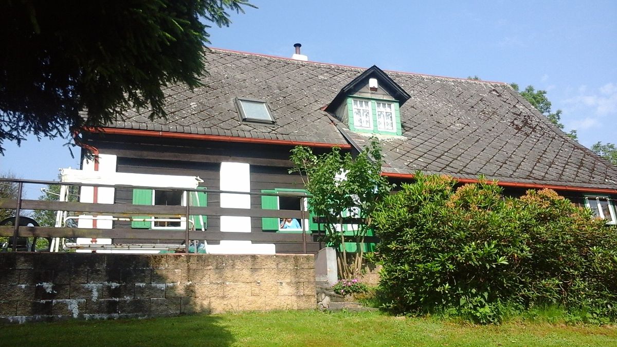 Prodej chalupy 150 m², pozemek 876 m² – fotografie 2