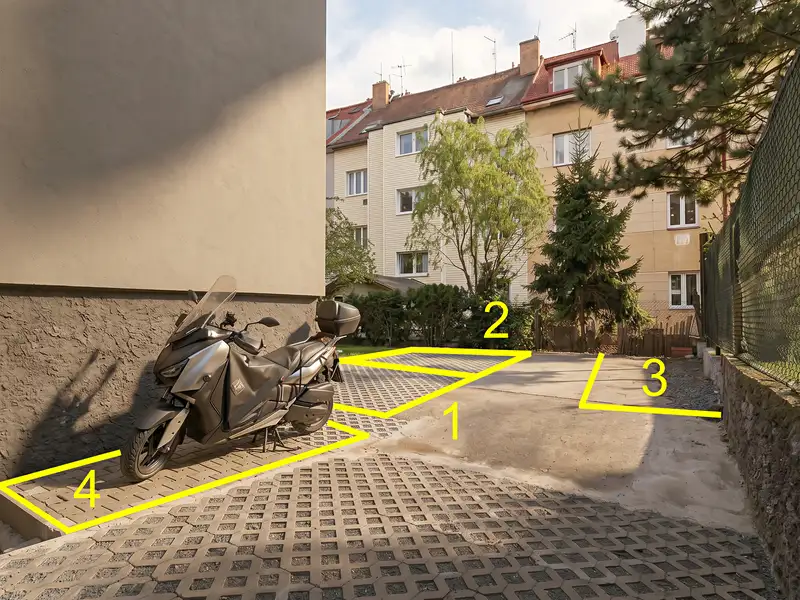 Pronájem garážového stání 12 m², Praha – náhled fotky 2