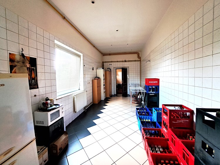 Gewerbefläche zum Kauf, 400 m² (11 von 32)