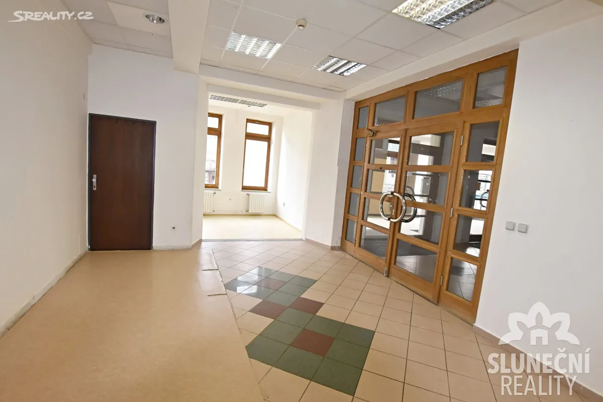 Pronájem obchodního prostoru 72 m², Uherský Brod