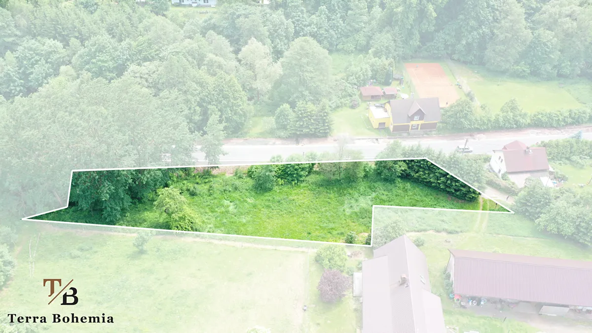 Prodej stavebního pozemku 2098 m²