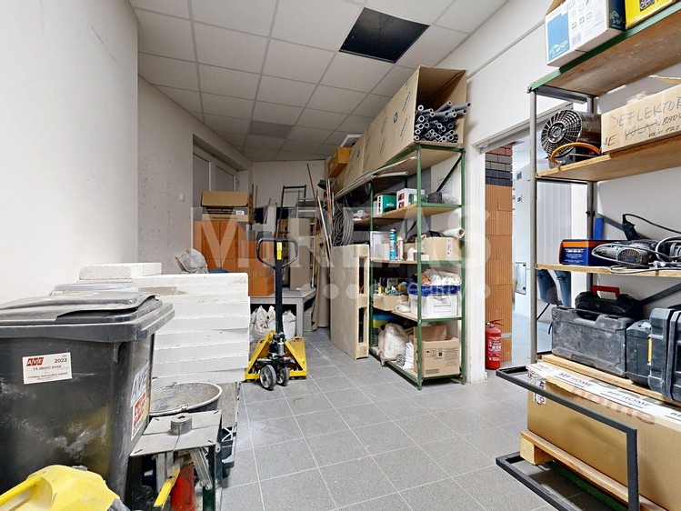 Prodej komerčního prostoru, 106 m² (12 z 13)