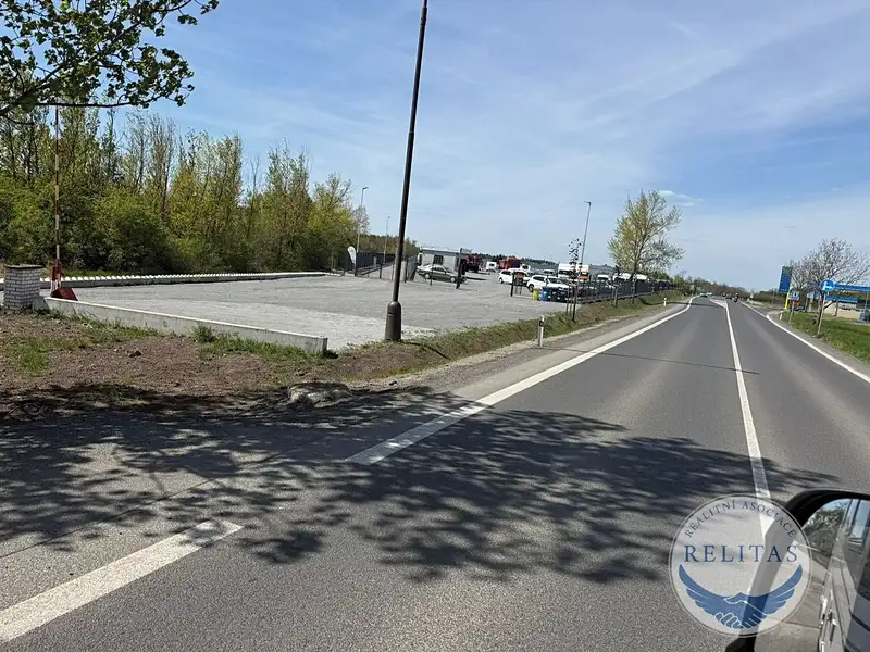 Pronájem komerčního pozemku 80 m², Odolena Voda – náhled fotky 2