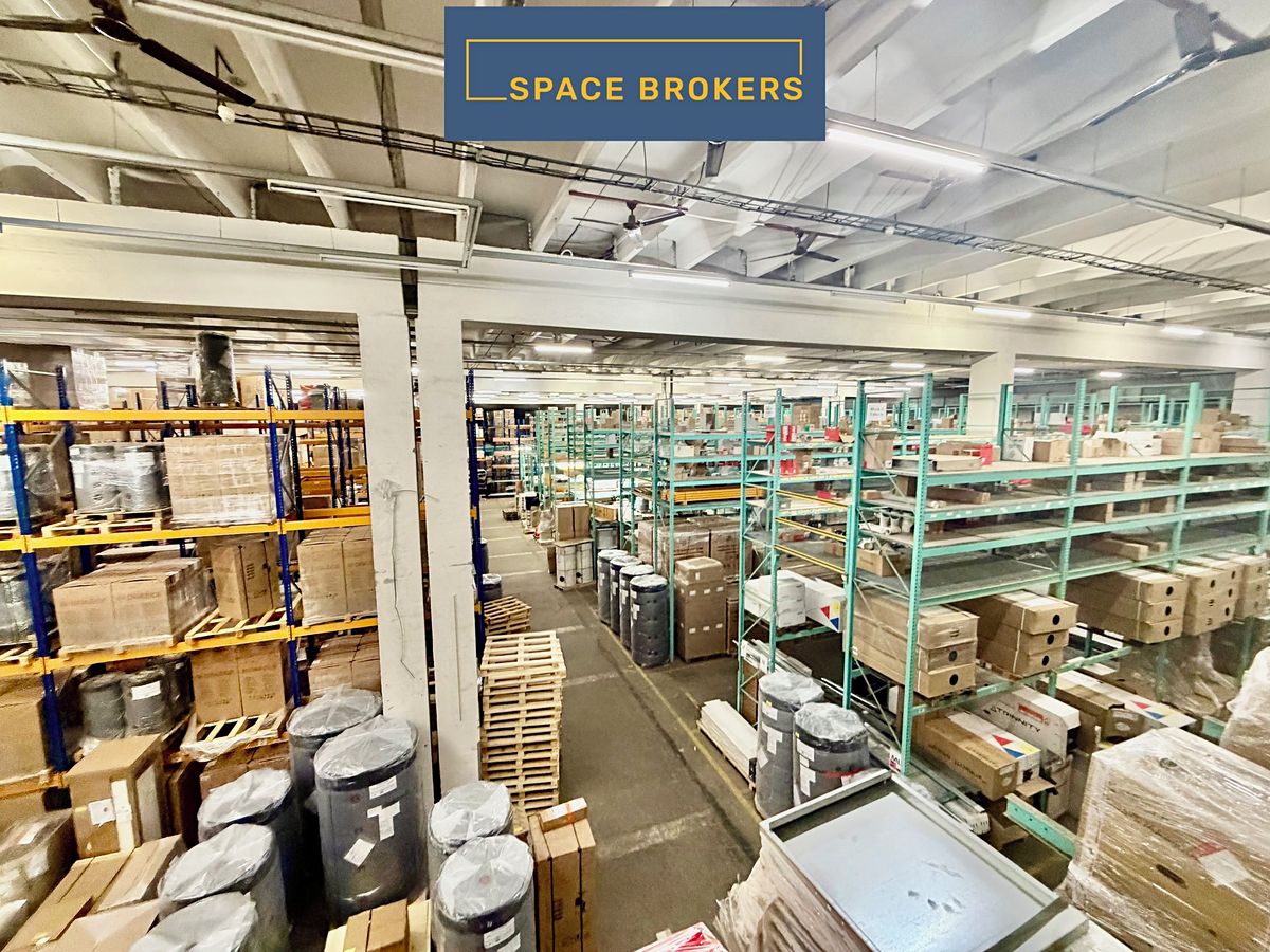 Pronájem skladového prostoru 2880 m² – fotografie 2
