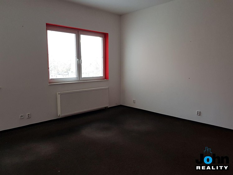 Комерційне приміщення в оренду, 200 м² (5 з 15)