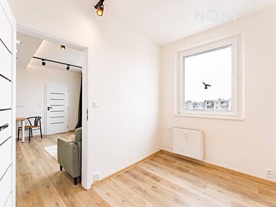 Prodej bytu 3+kk, 43 m² (2 z 18)