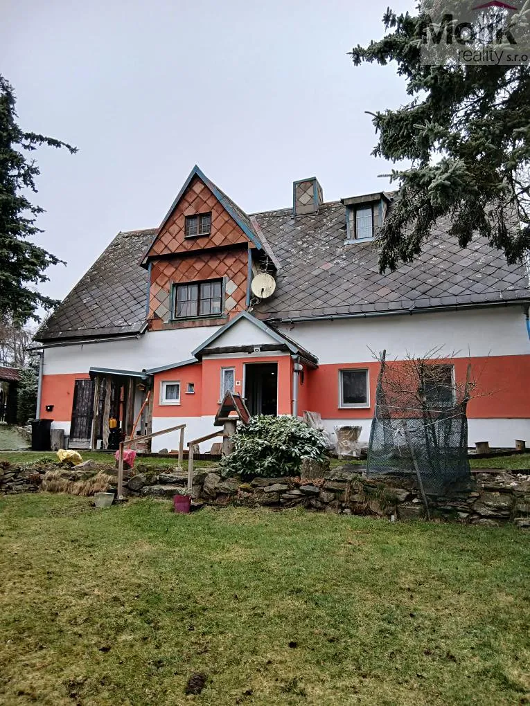 Prodej chalupy 250 m², pozemek 958 m²