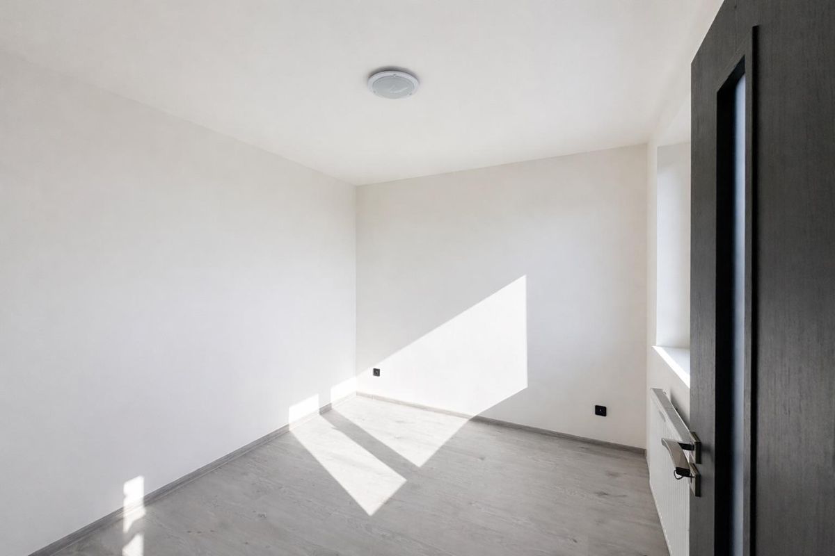 Pronájem bytu 2+kk 32 m² – fotografie 4