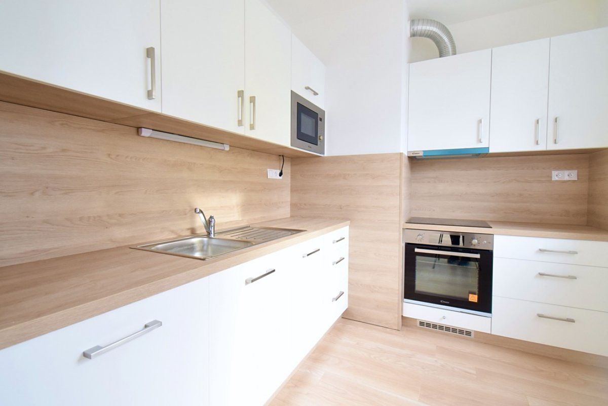 Pronájem bytu 1+kk 32 m²