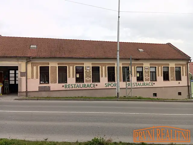 Prodej obchodního prostoru 263 m², Uherský Brod – náhled fotky 1