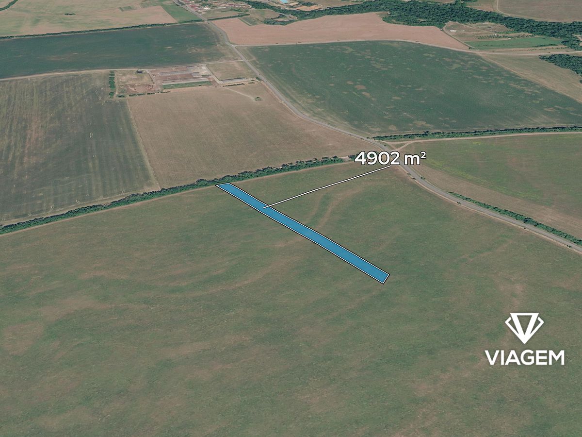 Prodej pole 4902 m²